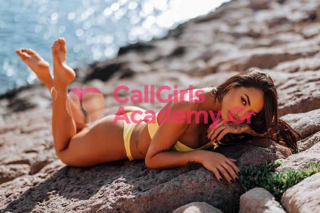 ANGELA STUNNING LATIN GIRL