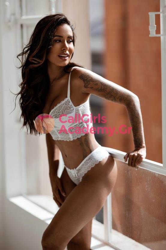 BEATRICE STUNNING LATIN GIRL