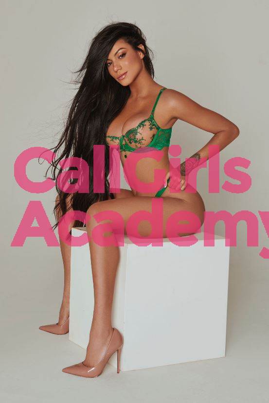 SENSUAL EROTIC SKINNY SEXY LONG HAIR BRUNETTE CUTE MODEL BUSTY VISITA CALLGIRL TOP VIP ESCORT IN ATHENS MARCELA